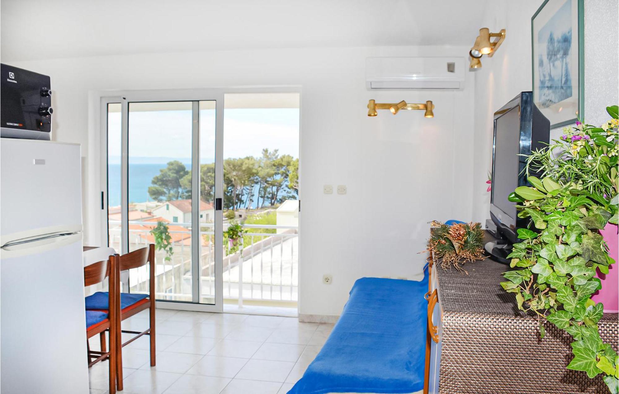 Amazing Apartment In Baska Voda With Wifi Luaran gambar