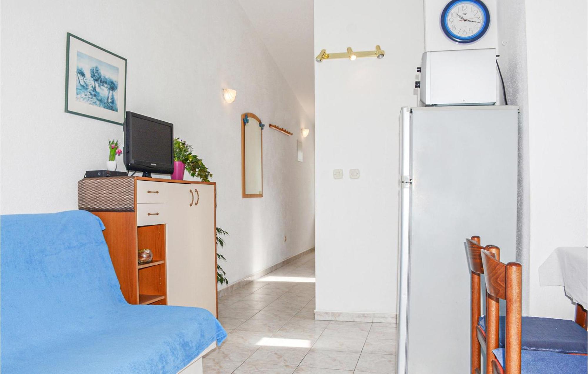 Amazing Apartment In Baska Voda With Wifi Luaran gambar